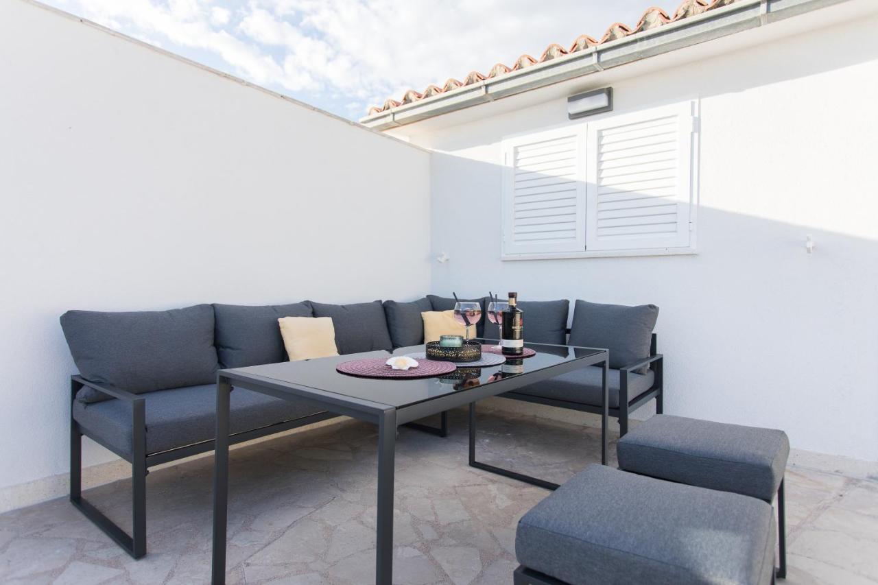 Apartment Gold Podstrana Bagian luar foto