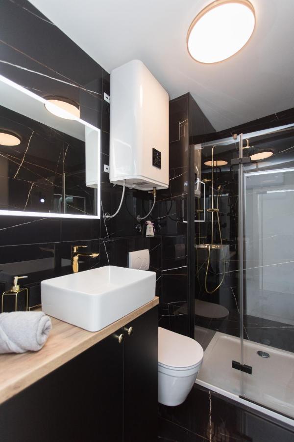 Apartment Gold Podstrana Bagian luar foto