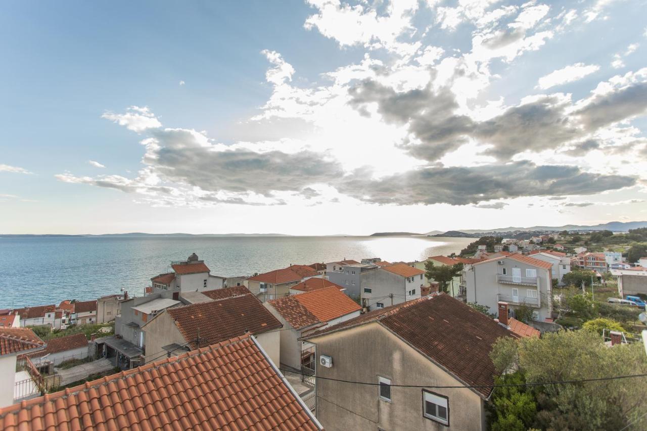 Apartment Gold Podstrana Bagian luar foto