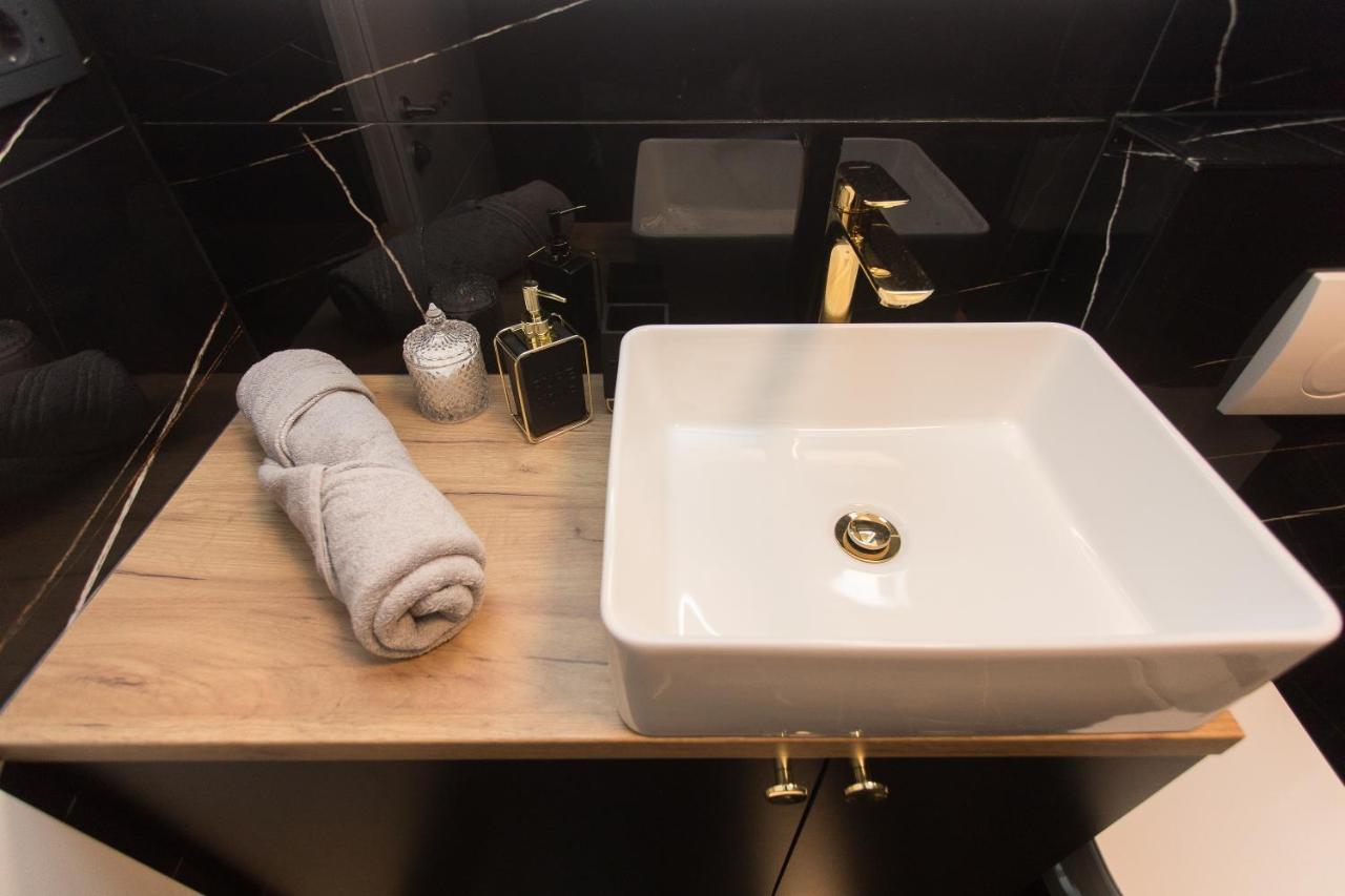 Apartment Gold Podstrana Bagian luar foto