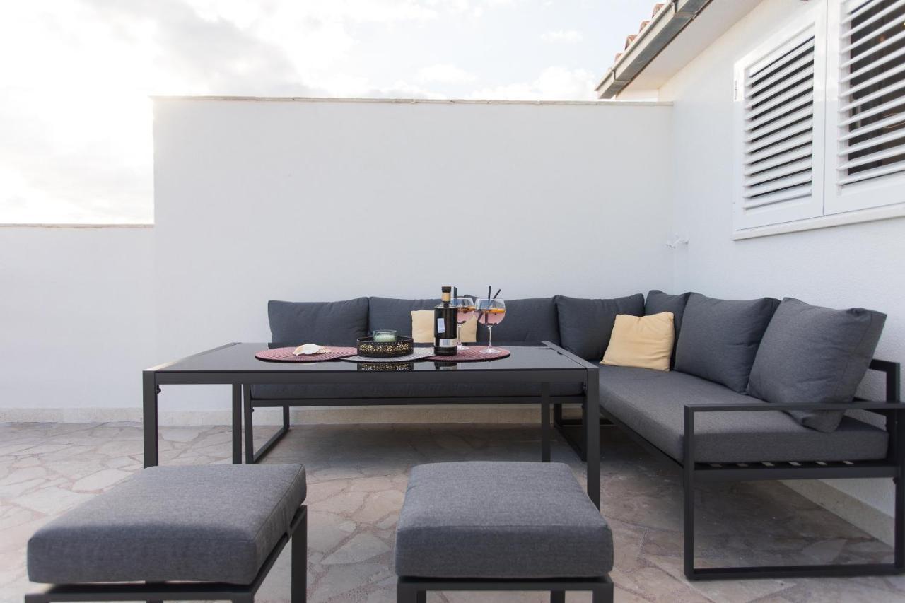 Apartment Gold Podstrana Bagian luar foto